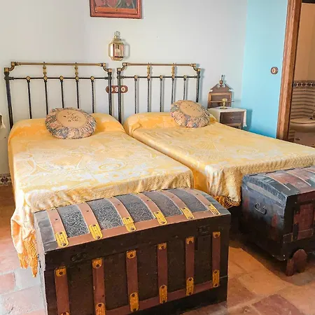 Casa Rural El Portalon Logrosan Exterior photo